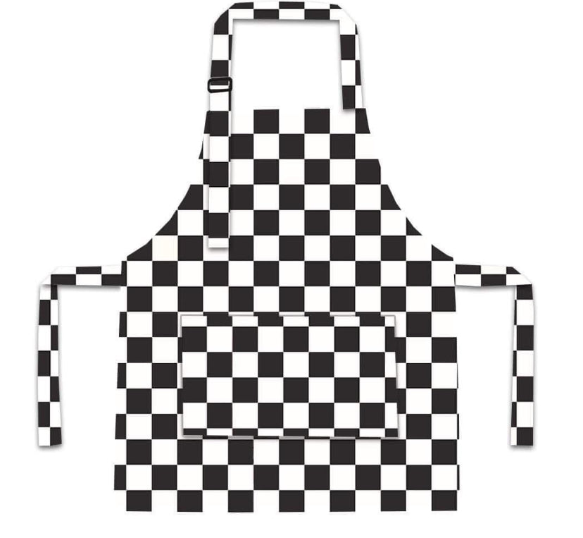 Checkered pattern apron + oven mit